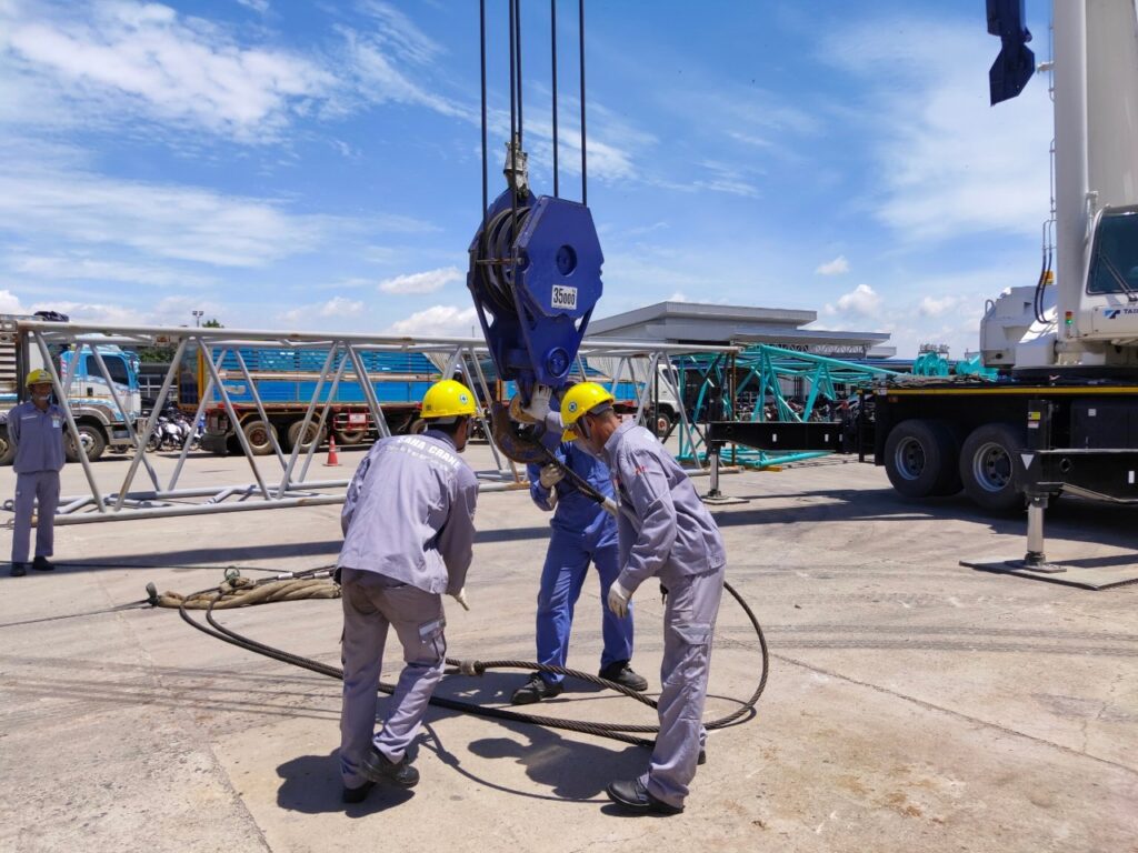 Rigger crane การผูกรอก