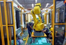 ROBOsupport Track Motion (7th Axis Robot) คืออะไร? เพิ่มศักยภาพหุ่นยนต์ให้ทำงานได้มากกว่าเดิม ROBOsupport Track Motion (7th Axis Robot)