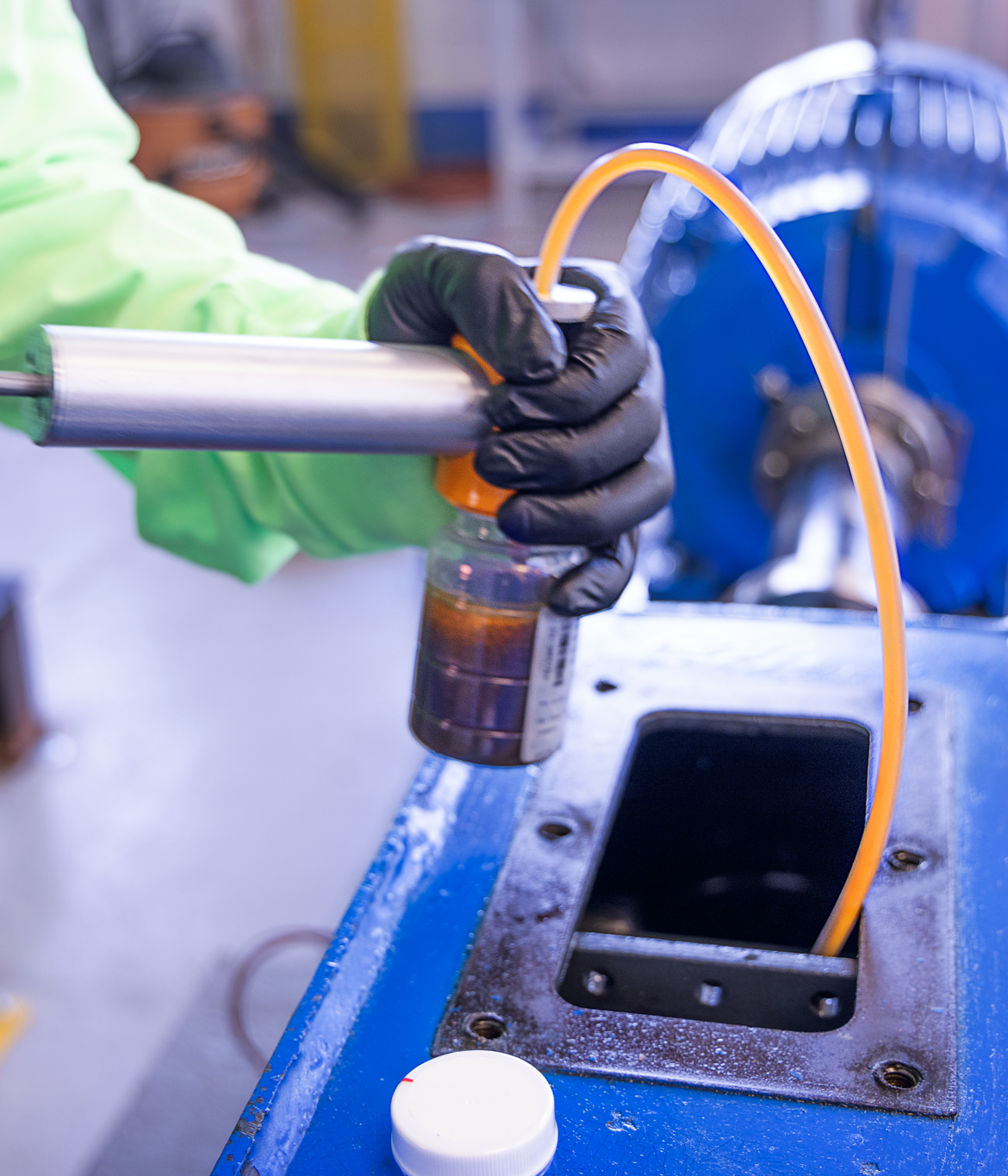 Oil analysis bearing
